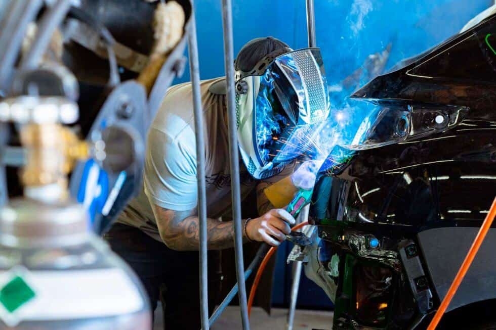 Auto Body Repair Shop Tech Welding at Stil Swangn in Phoenix, AZ